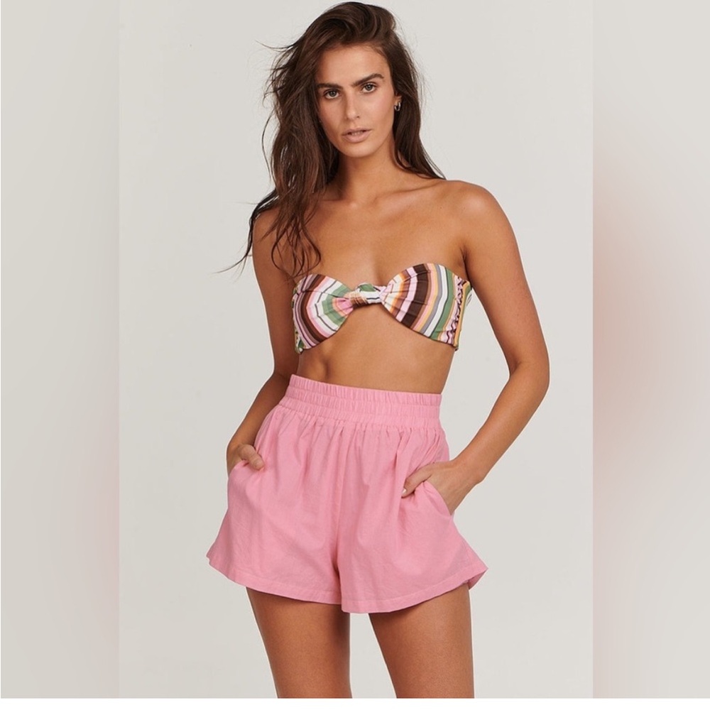 NWT CHARLIE HOLIDAY Casey Shorts in Pink Size 4